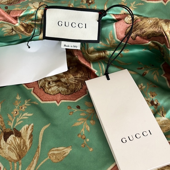 Gucci Gold/Red Lurex Hooded Jacket with Sylvie Sequins - Picture 12 of 16